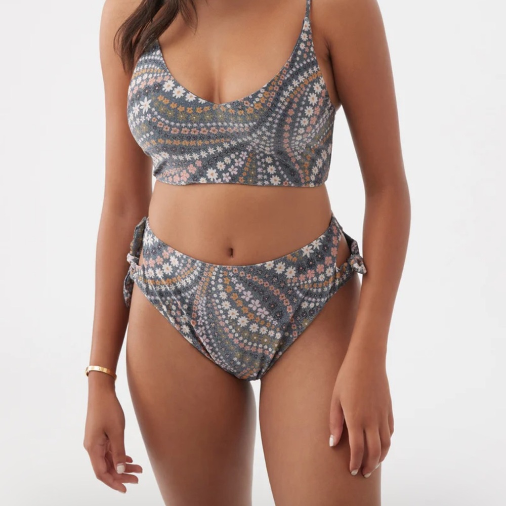 O’Neill Meadowmist Bikini Bottoms NWT